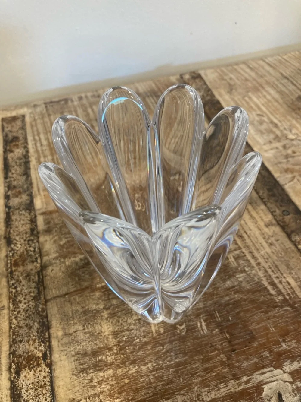 Orrefors Crystal Eight Point Tulip Flower Vase 6 5/8” Tall Sweden